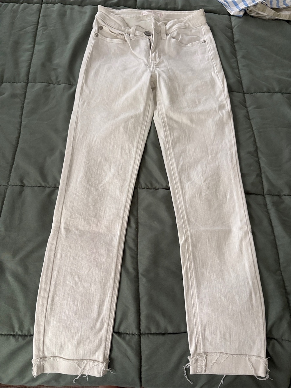 LC Lauren Conrad White Straight-Leg Jeans
